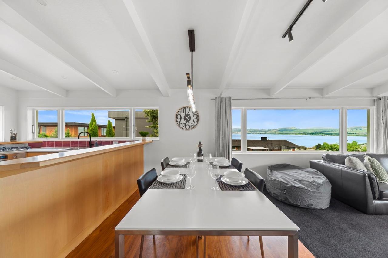 Hilltop House - Lago Taupo Esterno foto